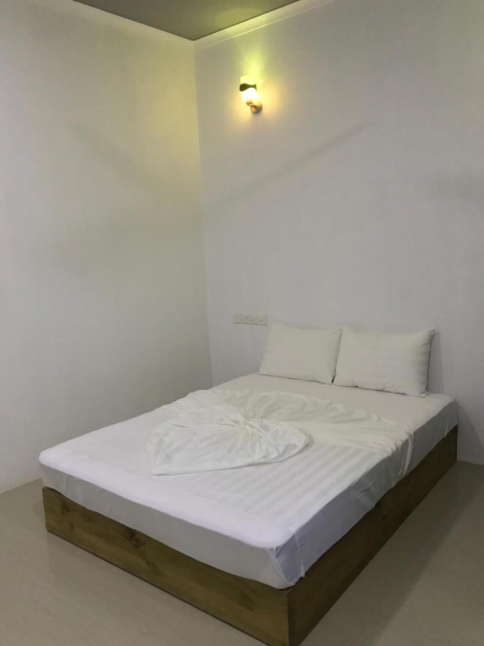 String Wave Maldives Hotel Gulhi Exterior photo