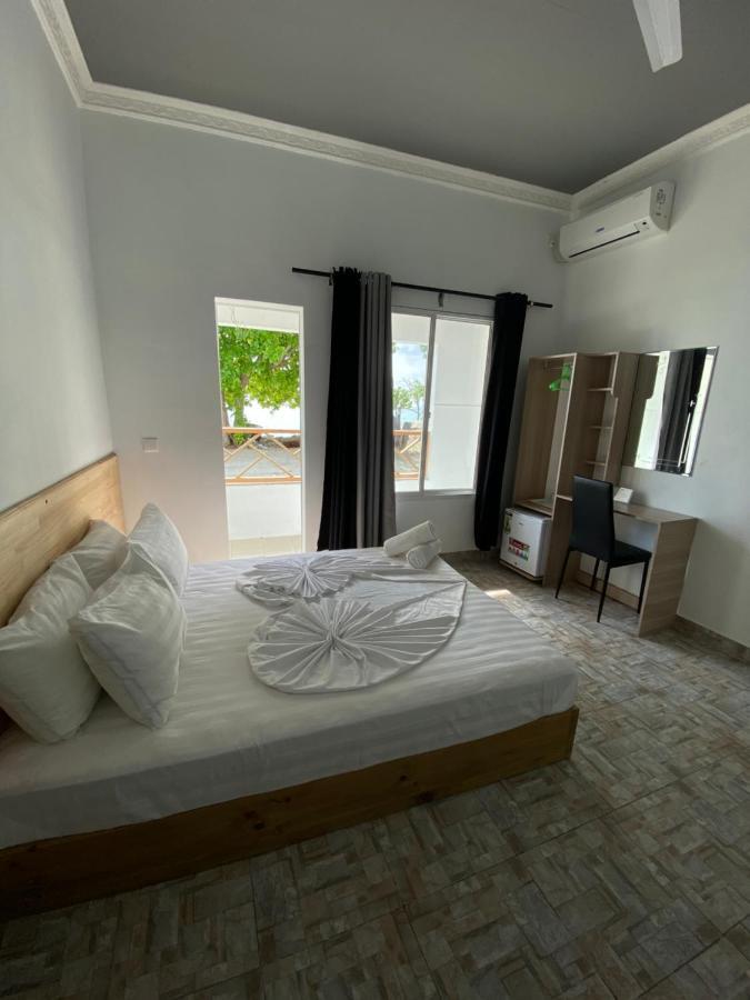 String Wave Maldives Hotel Gulhi Exterior photo